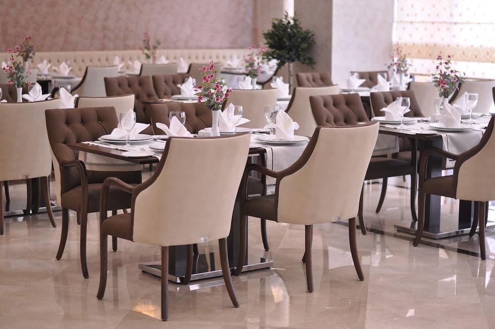 摩尔基酒店 埃迪尔内 外观 照片 Restaurant